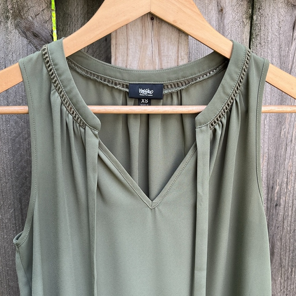Tank Top - Picture 3 of 6